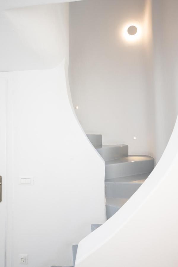 Blue, White And Grey Suites Ornos  Luaran gambar