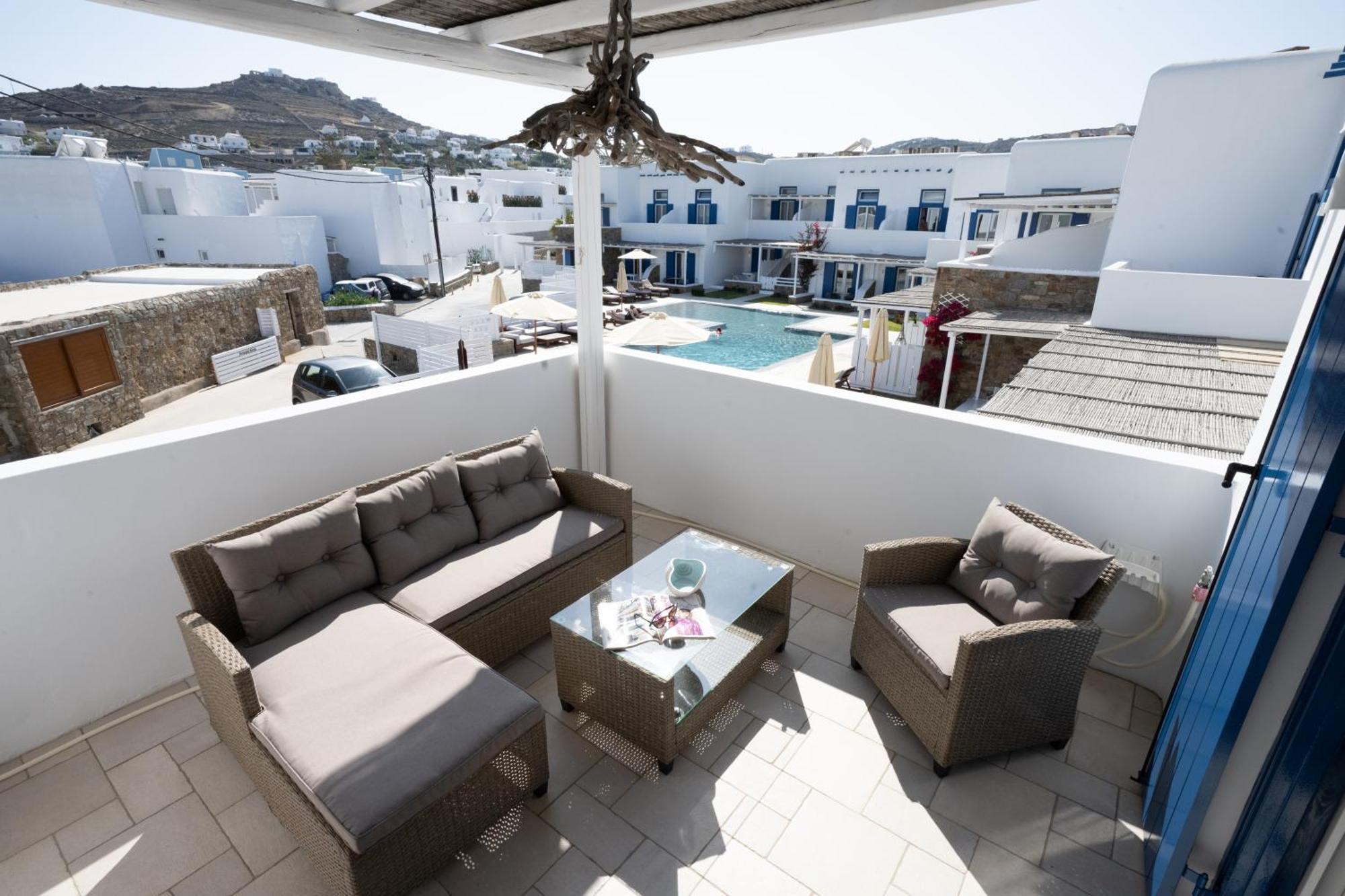 Blue, White And Grey Suites Ornos  Luaran gambar
