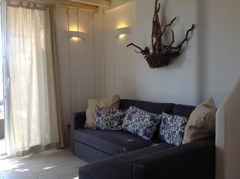 Blue, White And Grey Suites Ornos  Luaran gambar